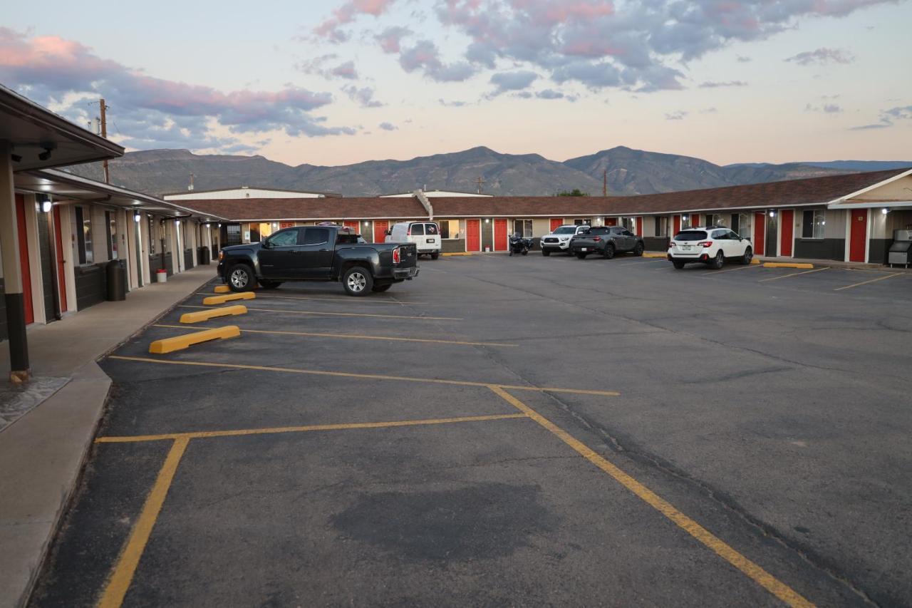 Motel Budget *